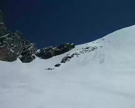 PXL067 Descente de l'Adlerpass vers Zermatt (plus de 40° en haut)